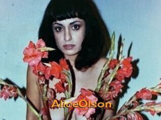 Alice_Olson Sortez Couvert