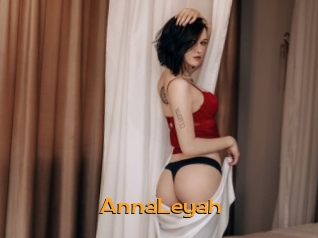 AnnaLeyah Sortez Couvert