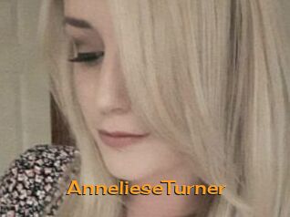 AnnelieseTurner Sortez Couvert