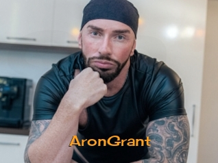 AronGrant Sortez Couvert