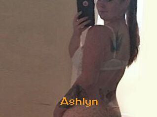 Ashlyn_