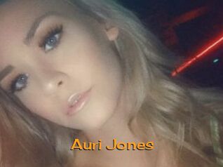 Auri_Jones