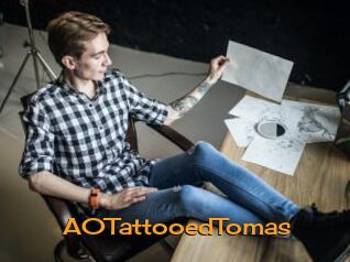 A0TattooedTomas