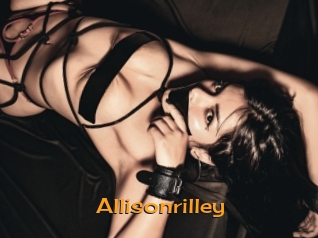 allisonrilley Sortez Couvert