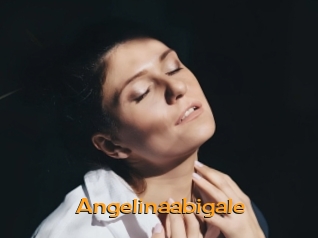 angelinaabigale Sortez Couvert