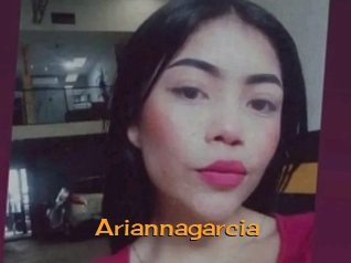 ariannagarcia Sortez Couvert