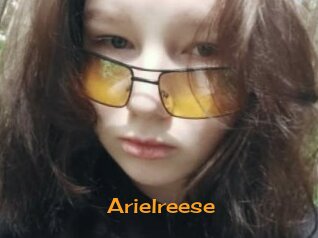 arielreese Sortez Couvert