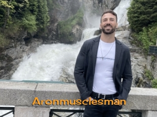 aronmusclesman Sortez Couvert
