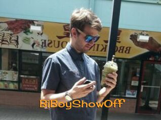BiBoyShowOff