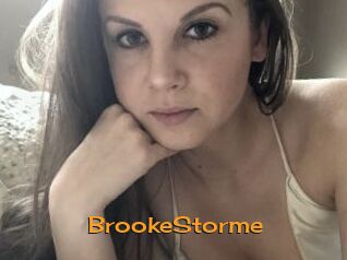 BrookeStorme Sortez Couvert