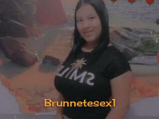 Brunnetesex1