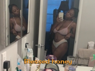 blessed_honey Sortez Couvert