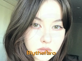 blythefaro Sortez Couvert