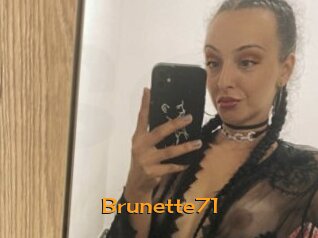 Brunette71