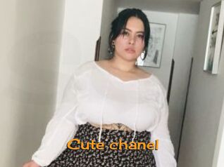 cute_chanel Sortez Couvert