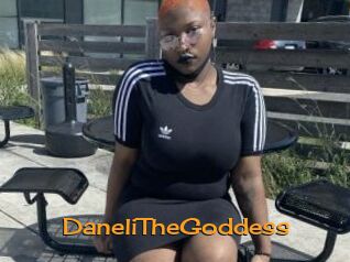 DaneliTheGoddess Sortez Couvert