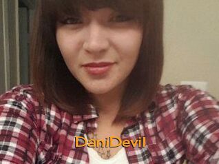 DaniDevil Sortez Couvert
