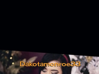 Dakotamonroe33