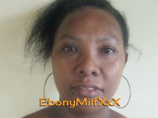 EbonyMilfXxX Sortez Couvert