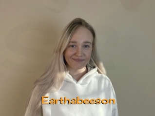 Earthabeeson