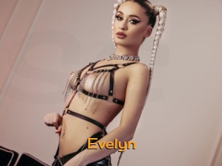 evelyn Sortez Couvert