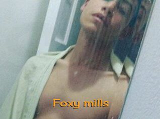 Foxy_mills Sortez Couvert