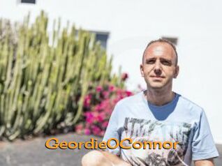 GeordieOConnor Sortez Couvert