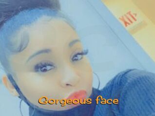 Gorgeous_face Sortez Couvert