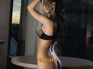 Hinata Sortez Couvert