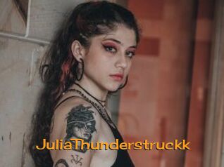 JuliaThunderstruckk
