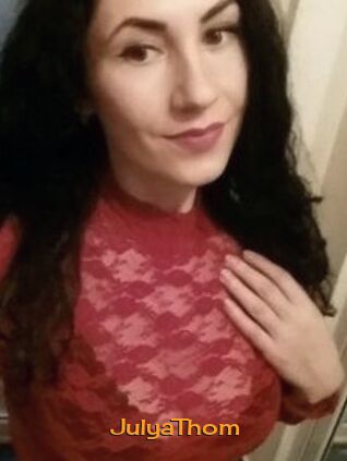 JulyaThom