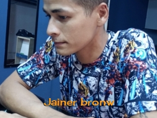 jainer_bronw Sortez Couvert