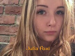 Julia_foxi