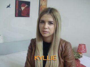 KYLLIE_