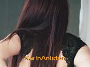 KarinAniston Sortez Couvert