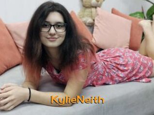 KylieNeith Sortez Couvert