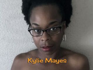 Kylie_Mayes