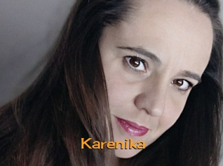 karenika Sortez Couvert