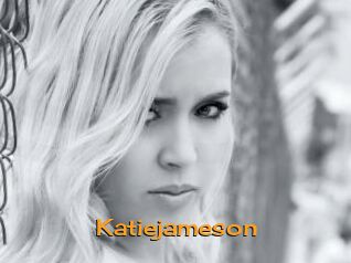 katiejameson Sortez Couvert