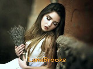 LanaBrooks Sortez Couvert