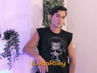 LeonRiley Sortez Couvert