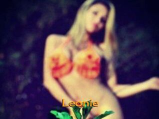 Leonie