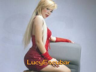 LucyEscubar Sortez Couvert