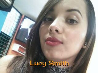 Lucy_Smith Sortez Couvert