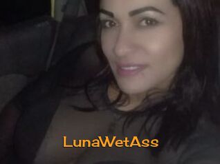 LunaWetAss