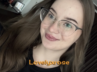 lovelyxrose Sortez Couvert