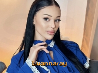 luannaray Sortez Couvert