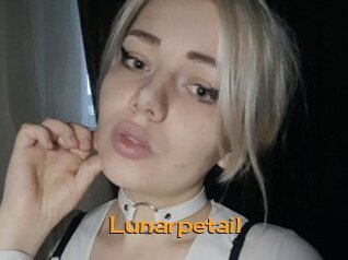 Lunarpetail