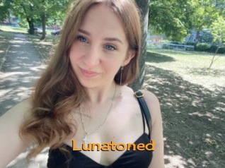 lunatoned Sortez Couvert
