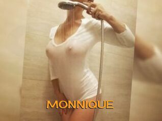 MONNIQUE_